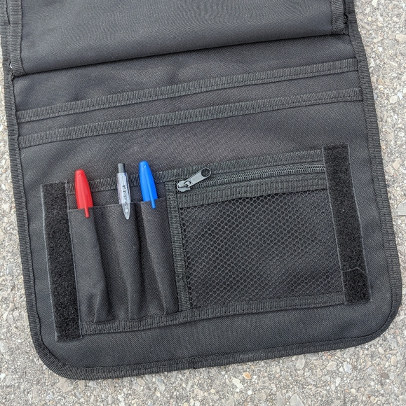 Vintage Disney VoluntEARS Messenger Bag With Takashi Murakami Flower Patch - Picture 4 of 8